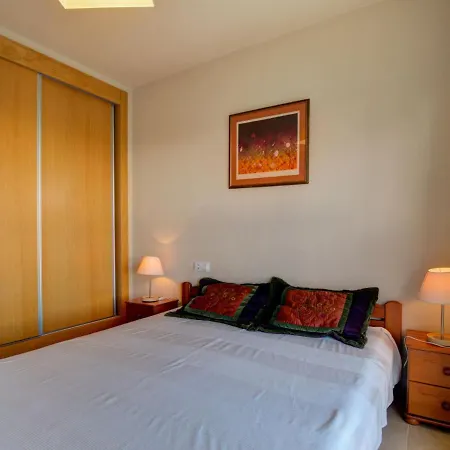 아파트 Punta Cormoran By Interhome