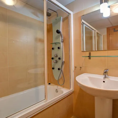 Punta Cormoran By Interhome * 라망가델마르메노